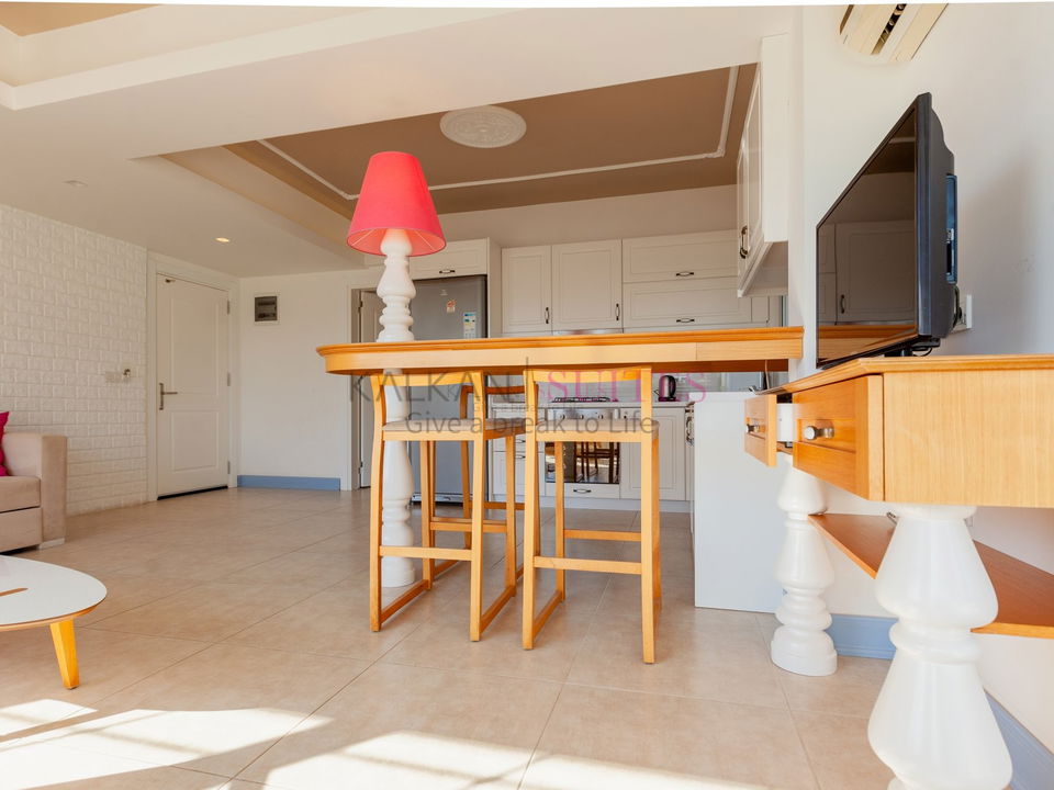 Suite 201 